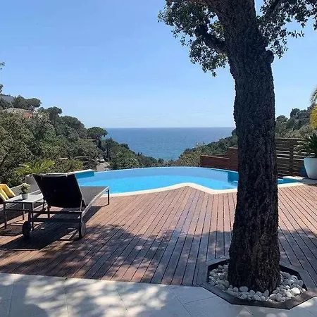 Estilo Mediterraneo A 200 M Playa Con Piscina